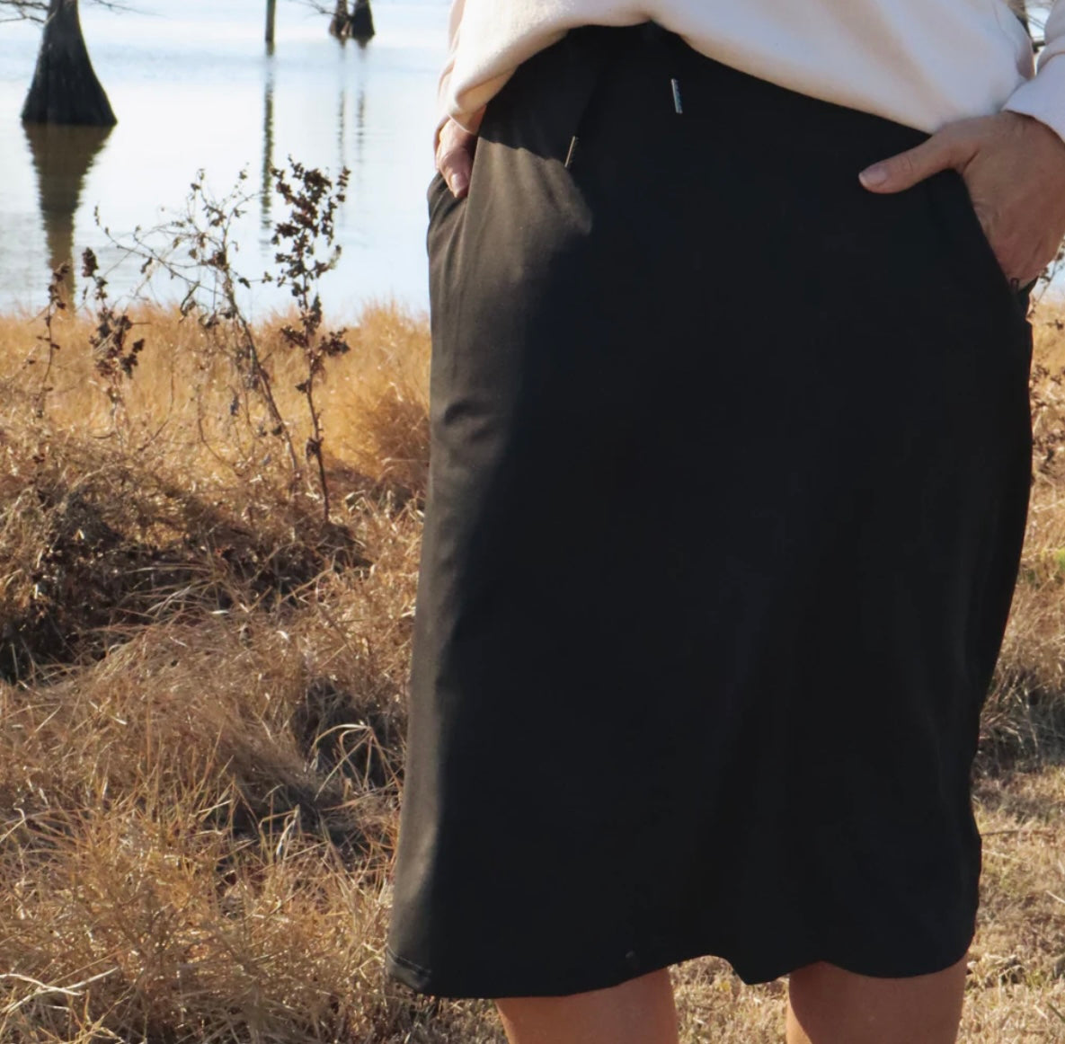 Black | 27 in