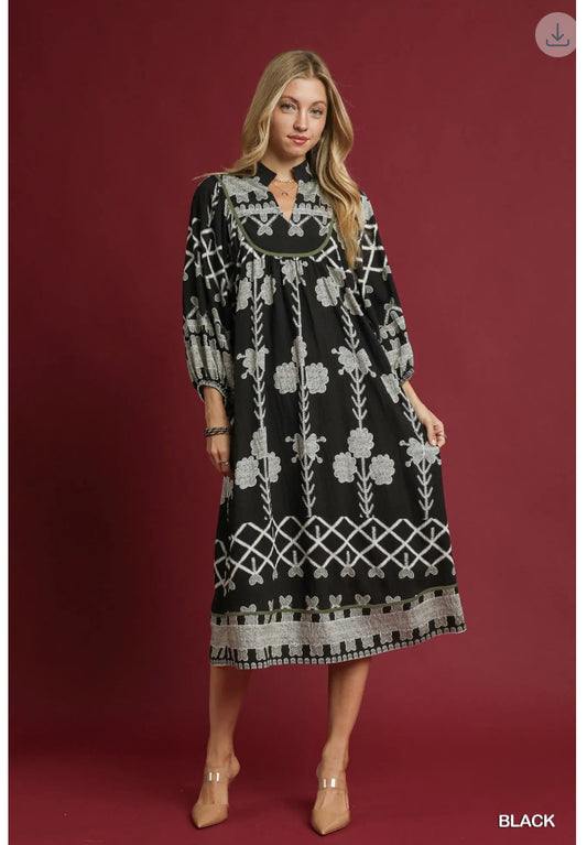 Tribal Print V-Neck Midi Dress