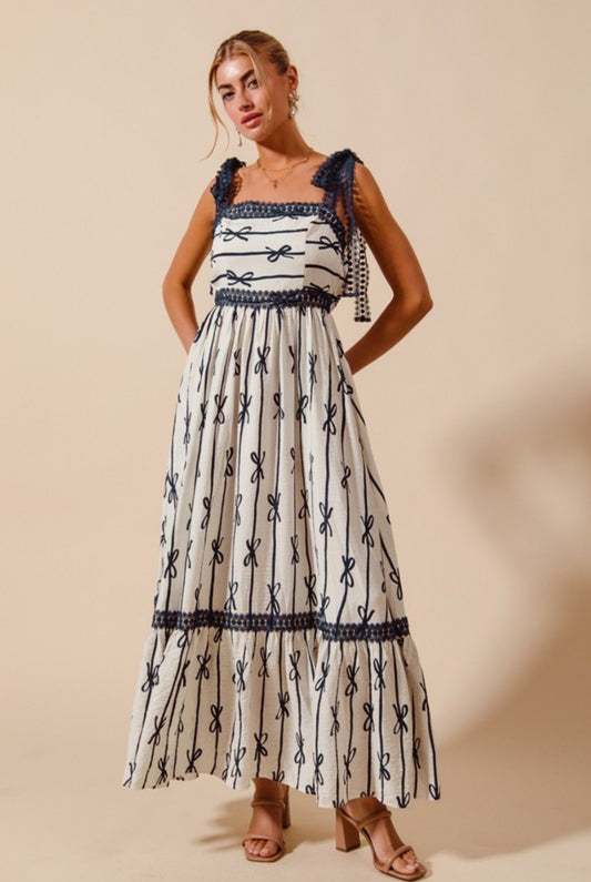 Bow Printed Maxi Dress With Ribbon