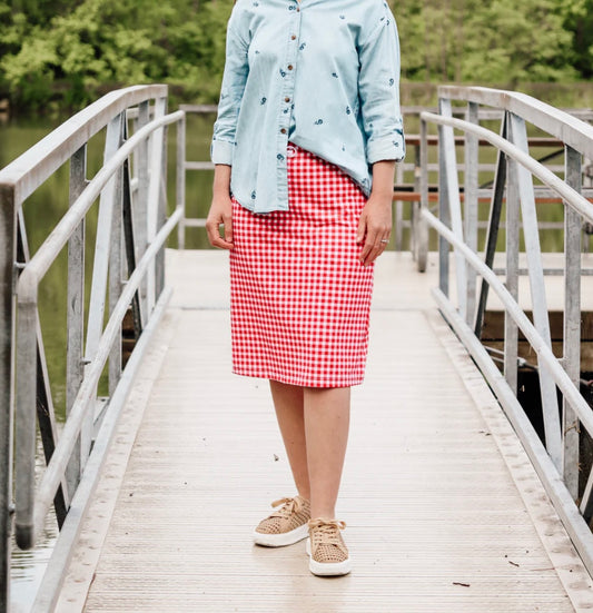 Red Gingham | 24 in