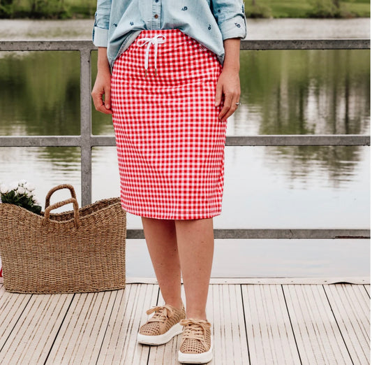 Red Gingham | 21 in